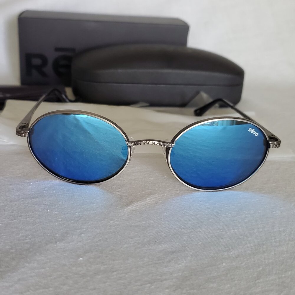 New REVO Python I 1147 00 Polarized Mirror Blue Sunglasses NIB